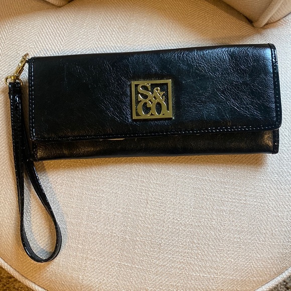 S&co wristlet - Picture 1 of 7